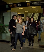 jenniferlawrenceorg08.jpg