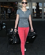 jenniferlawrenceorg0002.jpg