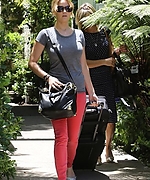 jenniferlawrenceorg0018.jpg