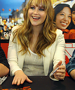 jenniferlawrenceorg38.jpg