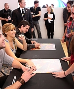 jenniferlawrenceorg11.jpg