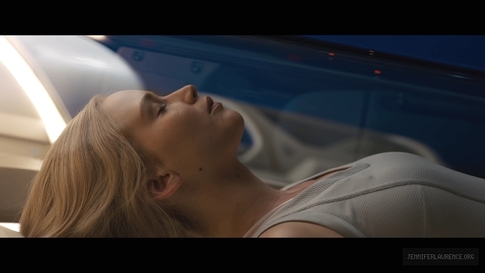 jlaw0028.jpg