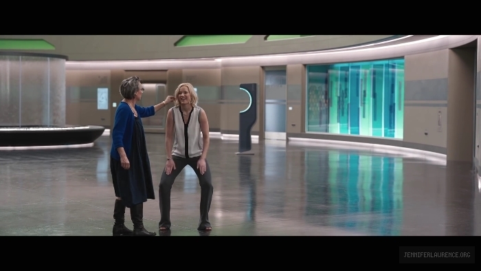 jlaw0055.jpg