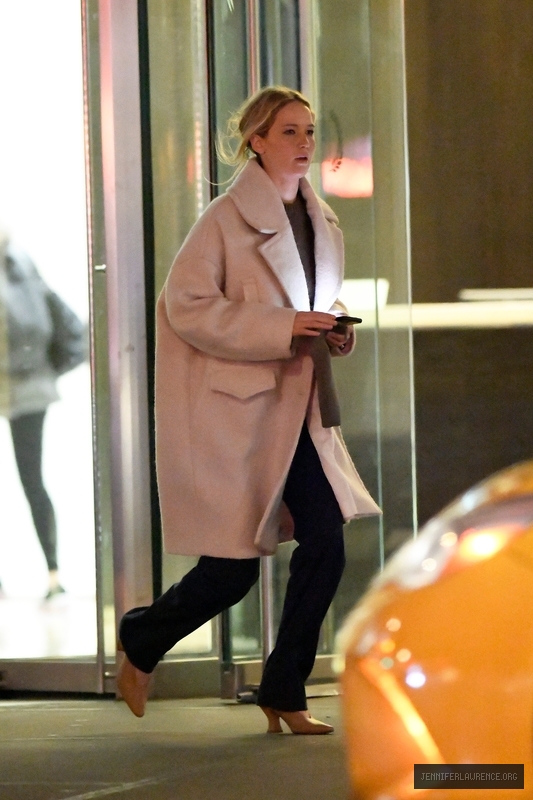 JLO006.jpg