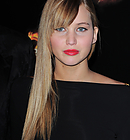 59884878_61147_jennifer3_123_414lo.jpg