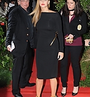 59884945_887070695_jennifer_lawrence_05_122_1023lo.jpg