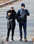 jennifer-lawrence-and-darren-aronofsky-out-at-central-park-in-new-york-march-31-2017_1101061615.jpg