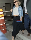 jennifer-lawrence-at-jfk-airport-in-new-york-september-23-2016_624061748.jpg