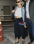 jennifer-lawrence-at-jfk-airport-in-new-york-september-23-2016_924061748.jpg