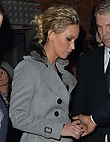 jennifer-lawrence-leaving-her-hotel-in-london-december-01-2016_402121429.jpg