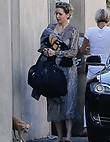 jennifer-lawrence-out-and-about-in-malibu-august-28-2016_1130094241.jpg
